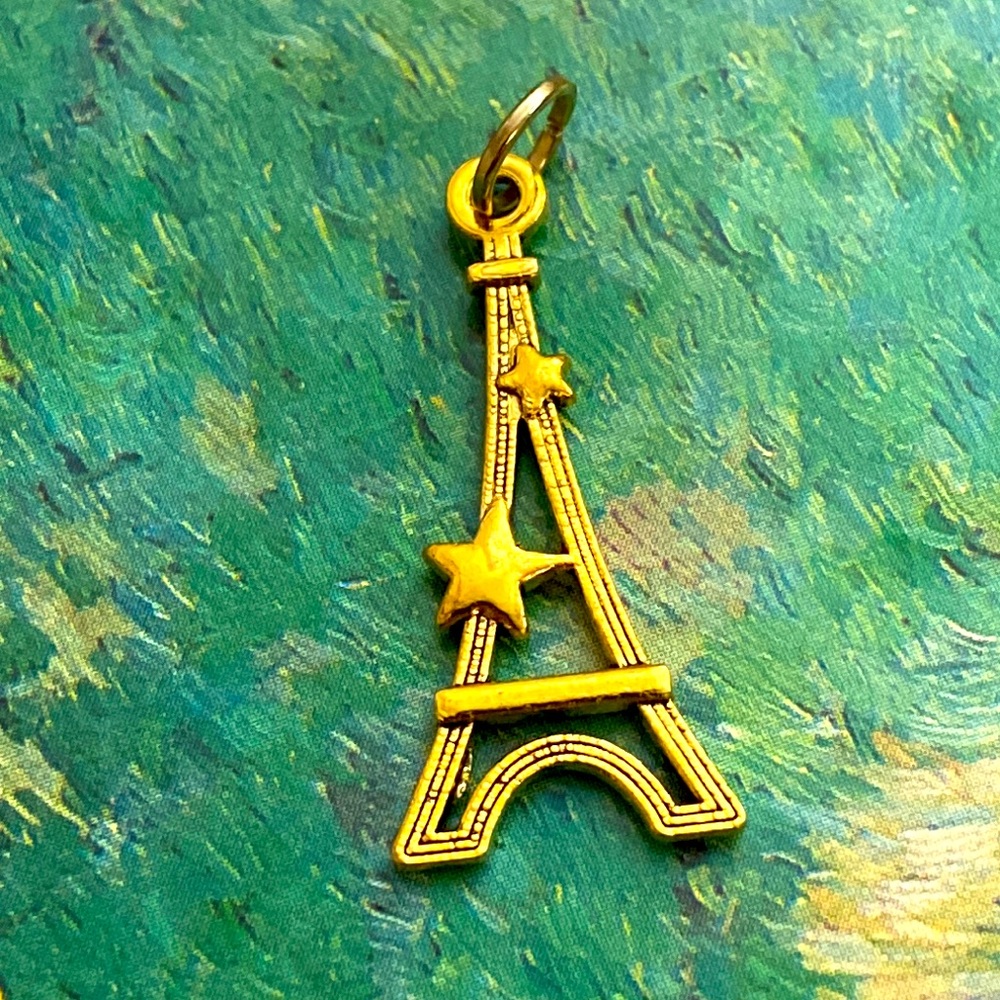 5/$10❤️❤️❤️NEW Brass Eiffel Tower Charm Pendant